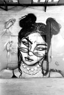 B&W Woman Graffiti 001